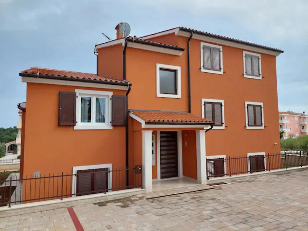 Modern Apartment Ana Premantura